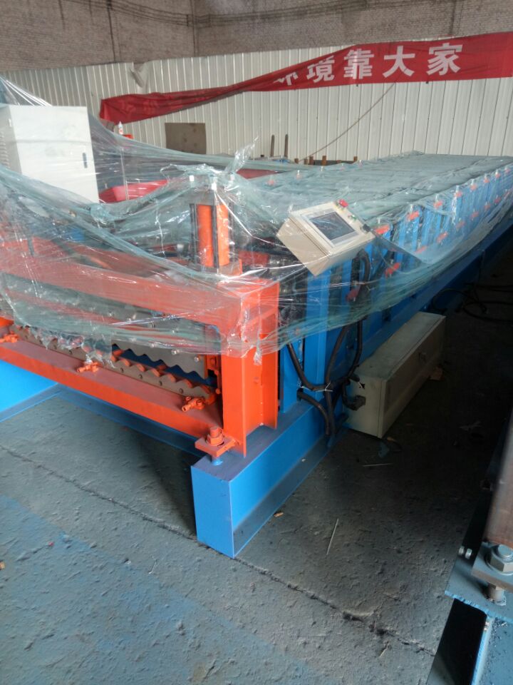 Top precisio automatic corrugated sheet roll forming machine