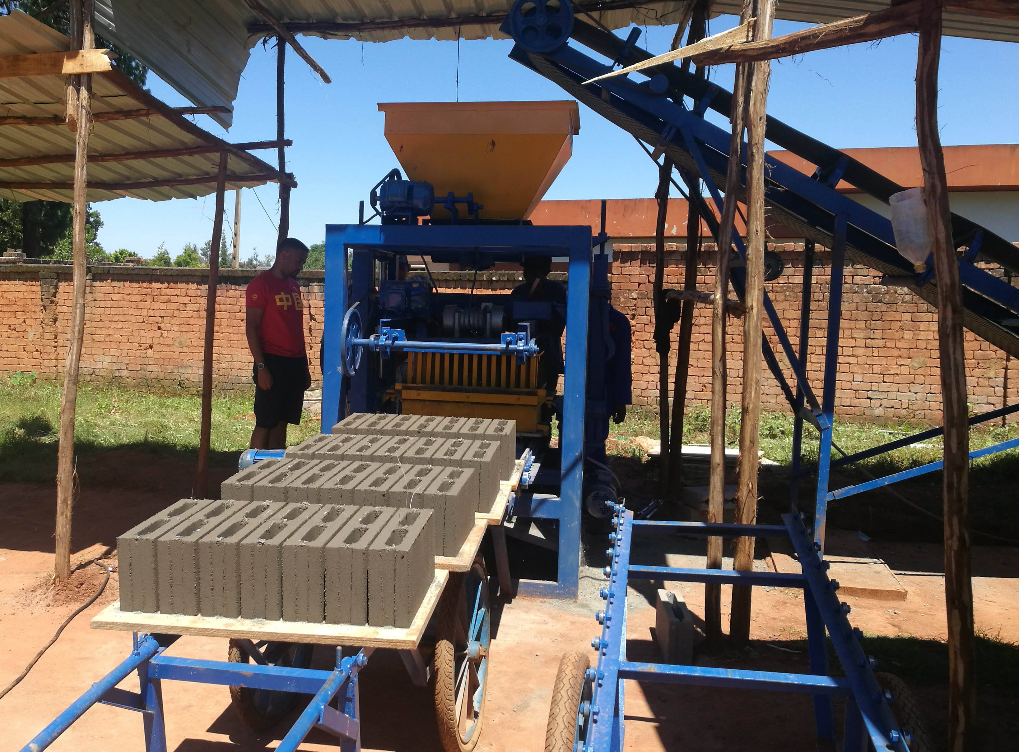  fully automatic hydraulic brick blocks making machine competitive core plc components including pump engine brick molding